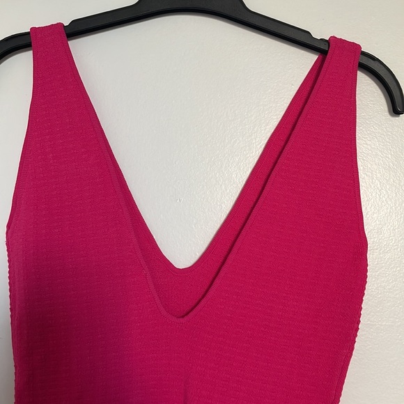 Stunning Raspberry knit dress - Picture 5 of 6